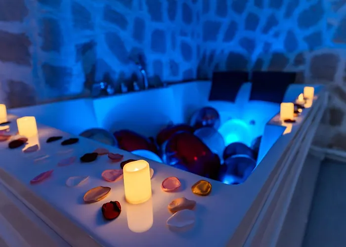 Evasion Santorin - Jacuzzi & Relax Апартаменты